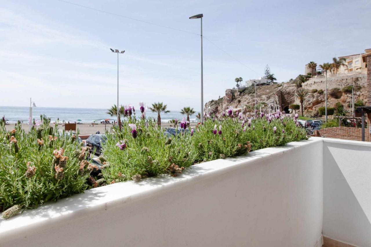 Willa Rincon Del Mar Watch Waves Roll In From The Lavenderfringed Balcony Rincón de la Victoria Zewnętrze zdjęcie
